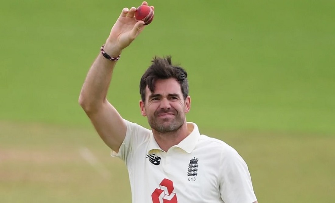 England fast bowler james anderson, create a world record to taken 650 wickets