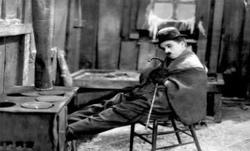 क्यों कब्र से चुराया गया था Charlie Chaplin का शव? हैरान कर देने वाली है वजह!