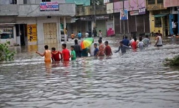 heavy rains wreaked havoc, gujarat