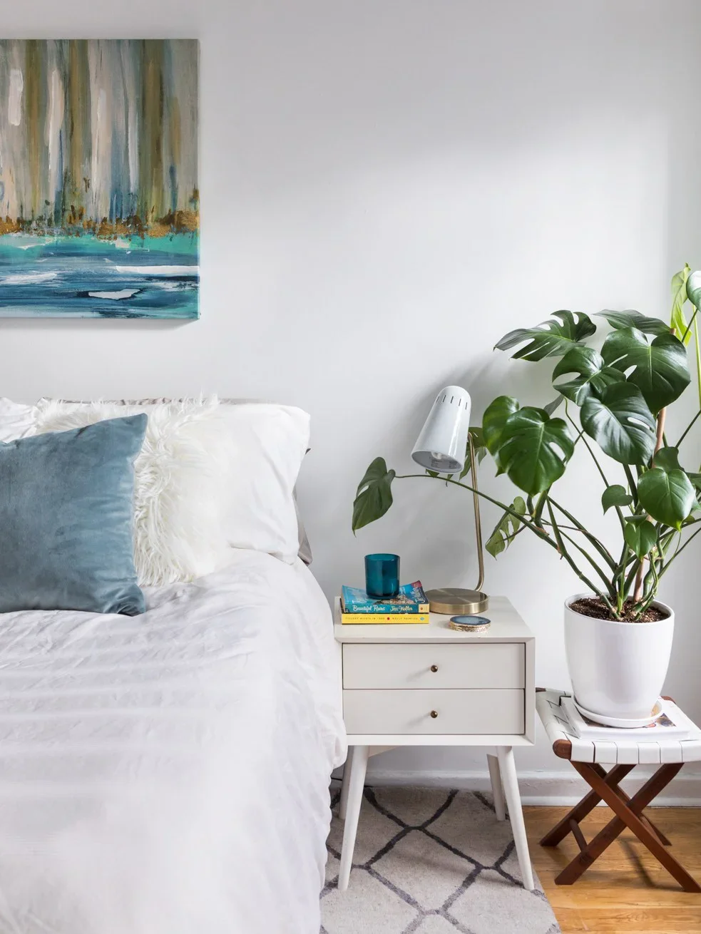 बेडरूम में लगाएं ये Indoor Plants, जो आपके कमरे में डाल देंगे जान — Nedrick News