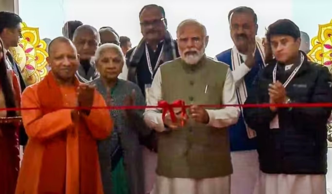 PM will inaugurate railway station and airport in Ayodhya