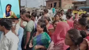  Shahjahanpur wife killed husband hitting him with brick 