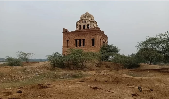 Pakistan Historical Gurdwara Rori Sahib