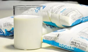 packaged milk 