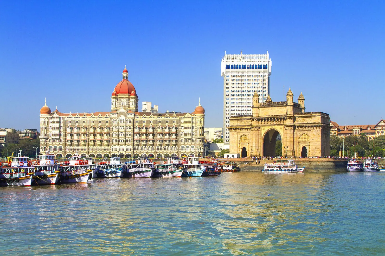 Gateway monument, India 