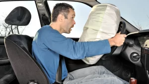 Airbag deployment speed Advantages of Airbags