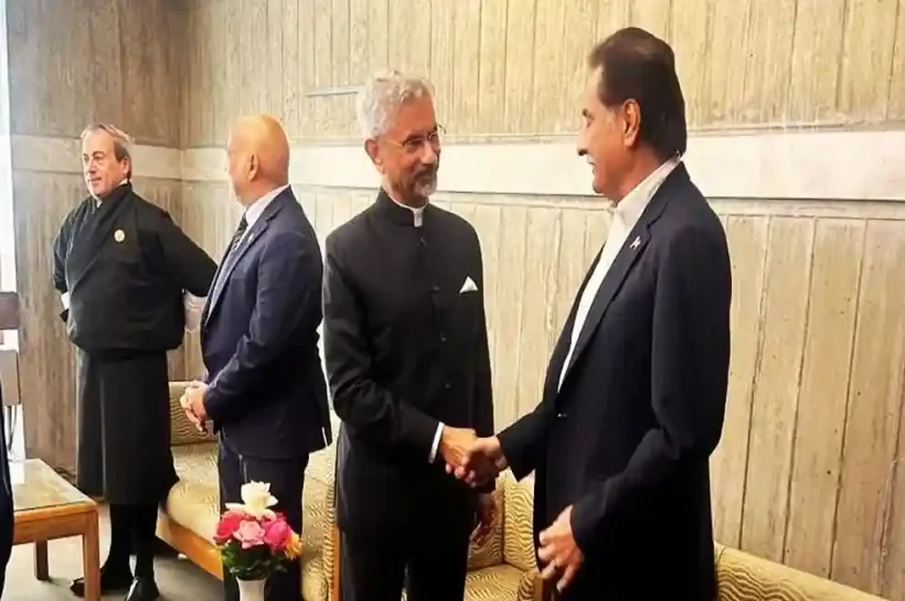 Jaishankar Met Sardar Ayaz Sadiq