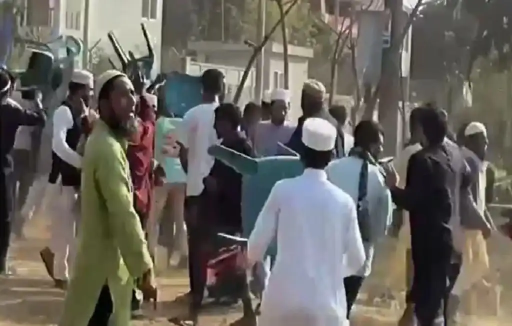 Bangladesh BNP-Jamat Workers Clash