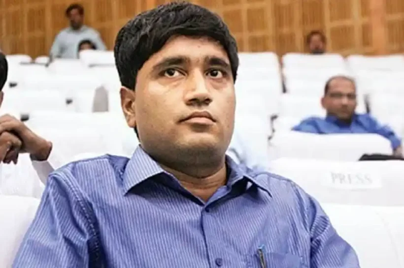 Who is IFS Sanjiv Chaturvedi