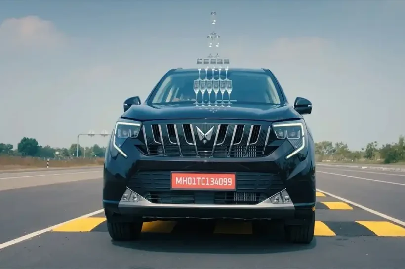 Mahindra XUV 7XO