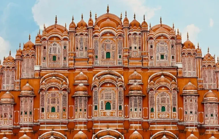 Jaipur Photoshoot Tips: जयपुर में फोटोशूट से पहले जान लें ये सीक्रेट, वरना ‘रॉयल’ लुक रह जाएगा अधूरा Jaipur Photoshoot Tips