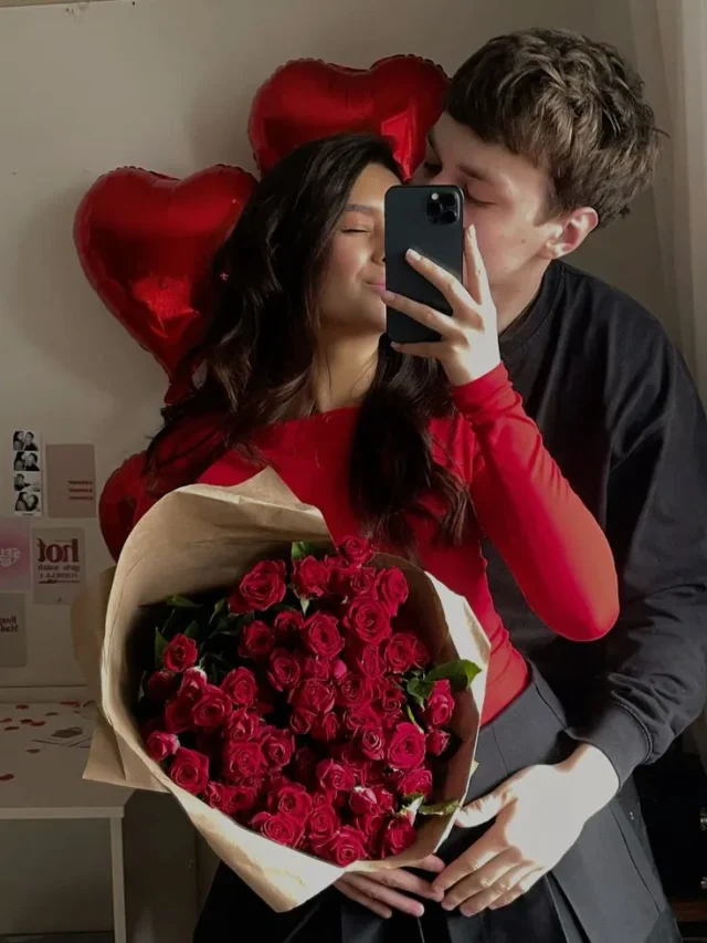 इस वैलेंटाइन इन कपल पोज़ के साथ बिखेरें अपना जादू