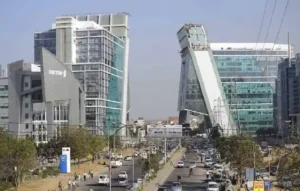 Gurugram luxury housing: गुरुग्राम बना अल्ट्रा-लग्जरी हाउसिंग का नया किंग, ₹10 करोड़ से ऊपर के घरों की रिकॉर्ड बिक्री, मुंबई भी पीछे Gurugram real estate boom