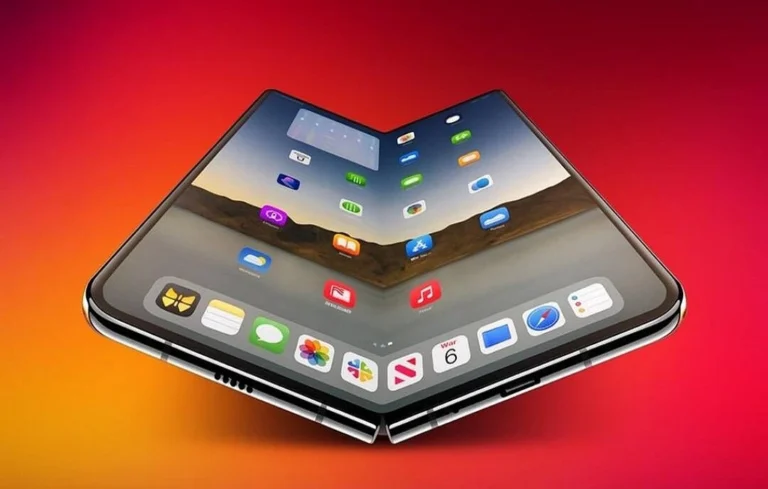 Apple iPhone Foldable