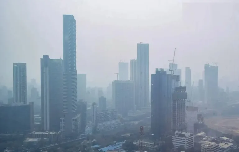 Loni pollution: दिल्ली नहीं, ये छोटा शहर बना दुनिया का सबसे प्रदूषित शहर! जानें कितना खतरनाक है लोनी का हवा स्तर Loni pollution