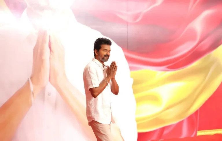 Thalapathy Vijay controversy: सियासत में एंट्री के साथ घिरे थलापति विजय, एक्ट्रेस ने दी खुली चुनौती और लगाए गंभीर आरोप Thalapathy Vijay controversy