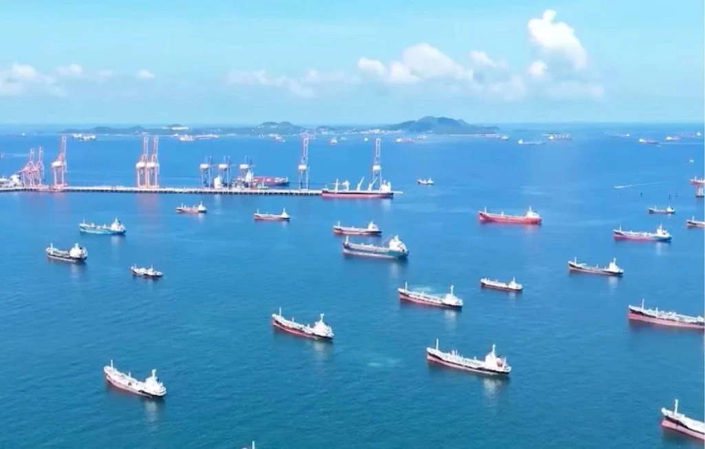 Strait of Hormuz Reopening News