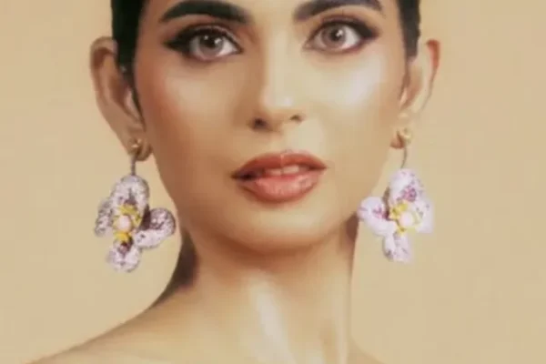 Isha Ambani Met Gala look, Isha Ambani Met Gala represent 26