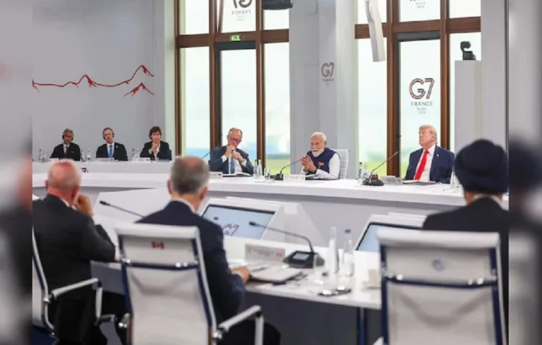 ट्रंप के सामने पीएम मोदी ने उठाया भारतीय नाविकों की मौत का मुद्दा, G7 मंच से दुनिया को सुनाई खरी-खरी| G-7 Summit News G-7 Summit News