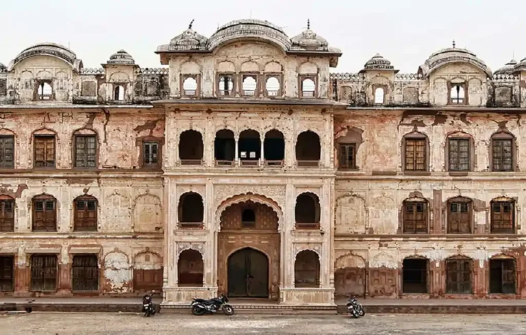 Qila Mubarak History, Qila Mubarak Batinda