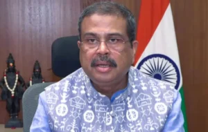 केंद्रीय शिक्षा मंत्री Dharmendra Pradhan का इस्तीफा, जंतर-मंतर पर छात्रों में दौड़ी खुशी की लहर Dharmendra Pradhan Resign