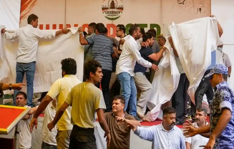 21 दिन के अनशन का ऐसा अंत किसी ने नहीं सोचा था! सफेद चादरों के बीच अचानक हटाए गए सोनम वांगचुक | Sonam Wangchuk Hunger Strike Sonam Wangchuk hunger strike