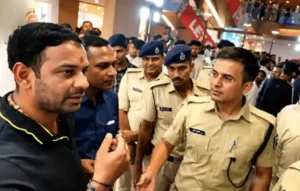 आखिर मॉल से ही क्यों गिरफ्तार किए गए तेज प्रताप यादव? हत्या के प्रयास की धारा ने बढ़ाया सस्पेंस| Tej Pratap Yadav Arrest Tej Pratap Yadav Arrest
