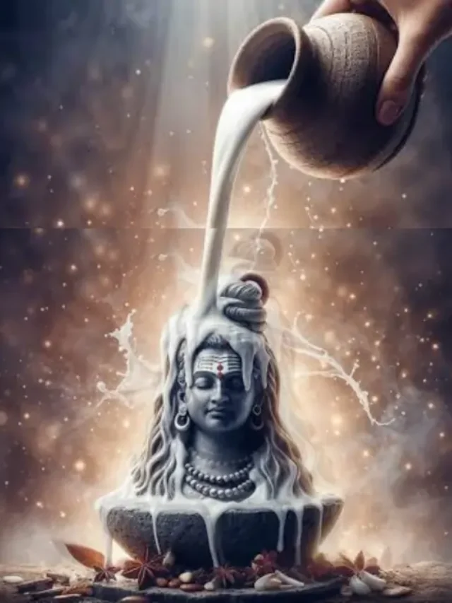 सावन के महीने में भगवान शिव की पूजा क्यों की जाती है?