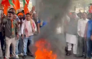 लाठीचार्ज के बाद BJP ने हेमंत सरकार पर साधा निशाना, छात्रों पर बर्बरता की कौन लेगा जिम्मेदारी? | JharKhand Student Protest Update JharKhand Student Protest Update, JharKhand ranchi student protest
