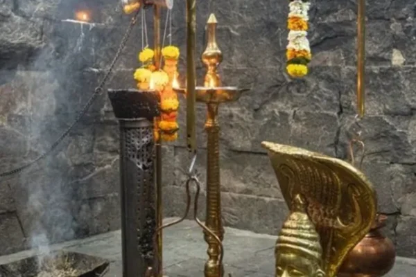Delhi Famous Shiv Temple