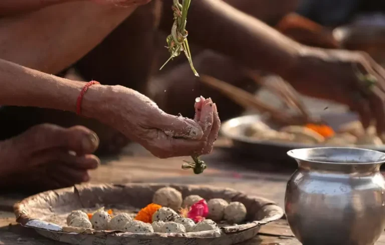 Pitru Paksha 2026 में अकाल मृत्यु दोष दूर करने के 3 अचूक उपाय Pitru Paksha 2026, Pitru Paksha 2026