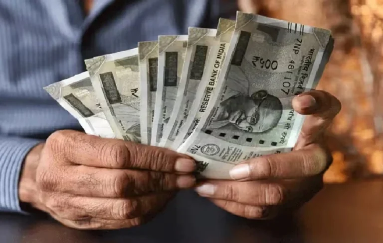 हर महीने सिर्फ ₹55 की बचत और बुढ़ापे में ₹3000 की पक्की पेंशन! किसानों के लिए वरदान बनी ये सरकारी स्कीम| PM Kisan Maandhan Yojana PM Kisan Maandhan Yojana
