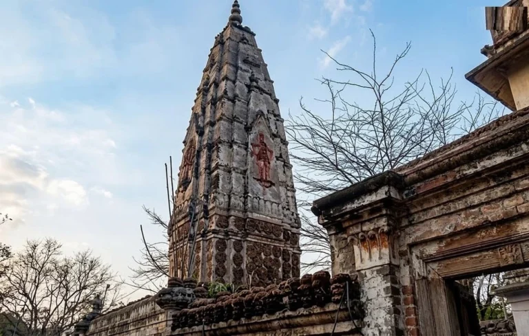 Pakistan Hindu temple demolition